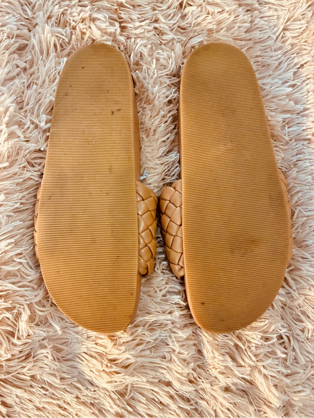 LOEFFLER RANDALL SONNIE TAN LEATHER SLIDES SZ 9 - Picture 3 of 4